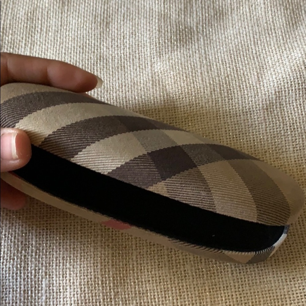 Burberry glasses case